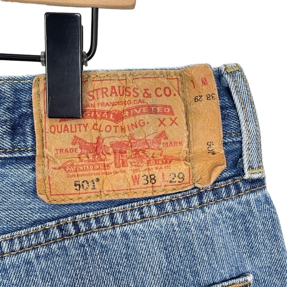 Vintage Levis 501 Cut Off Jean Shorts Size 16 High Rise Button Fly Raw Hem 1990s - Picture 7 of 8